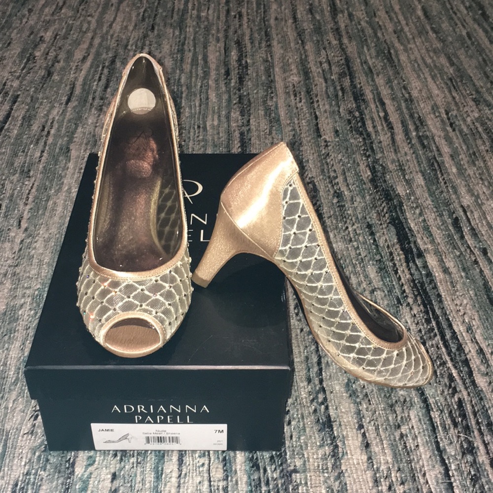 Adrianna Papell Saba Mesh heel in Nude size 7M